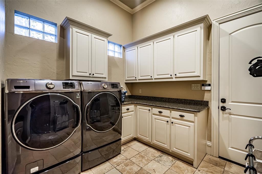 Starwood Ph Four Village 18 - Residential