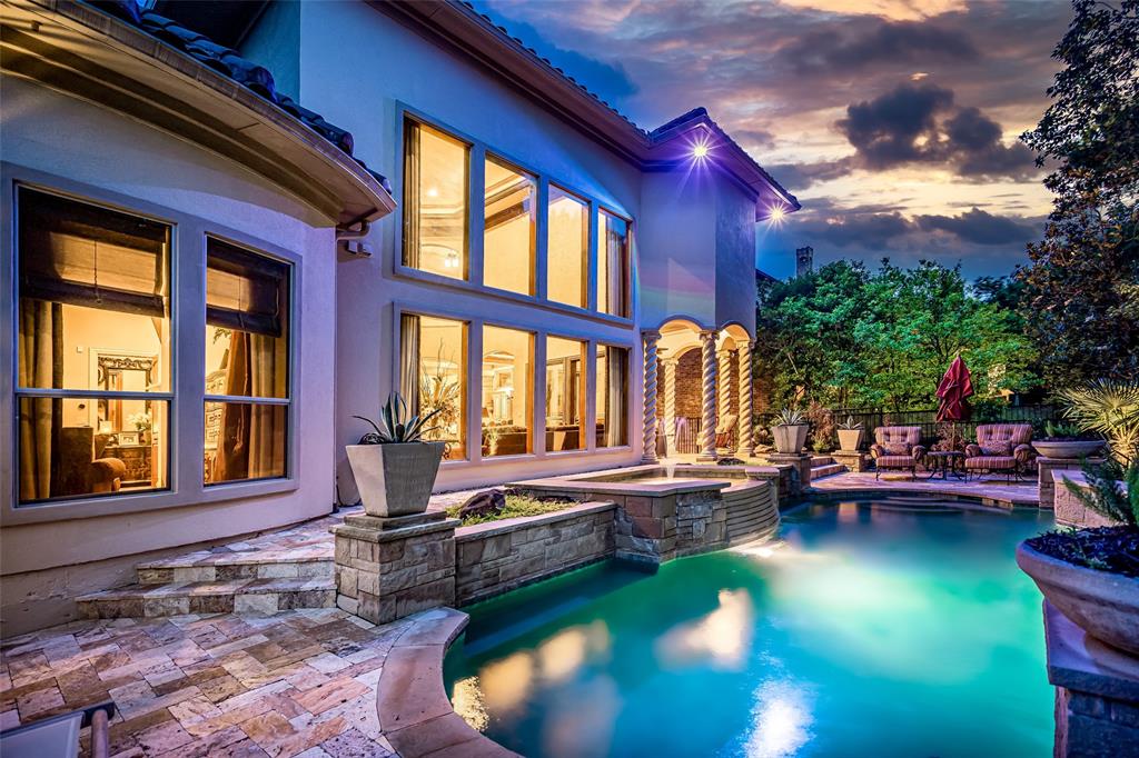 Starwood Ph Four Village 18 - Residential