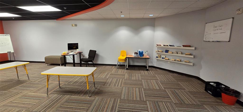 Five Mile - Commercial Lease