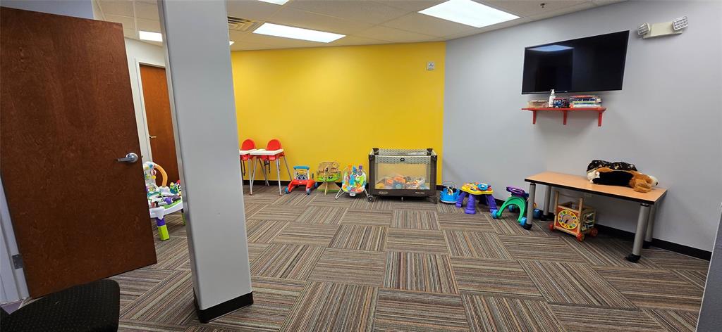 Five Mile - Commercial Lease