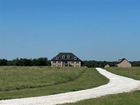 5676 County Road 206 Grandview TX 76050