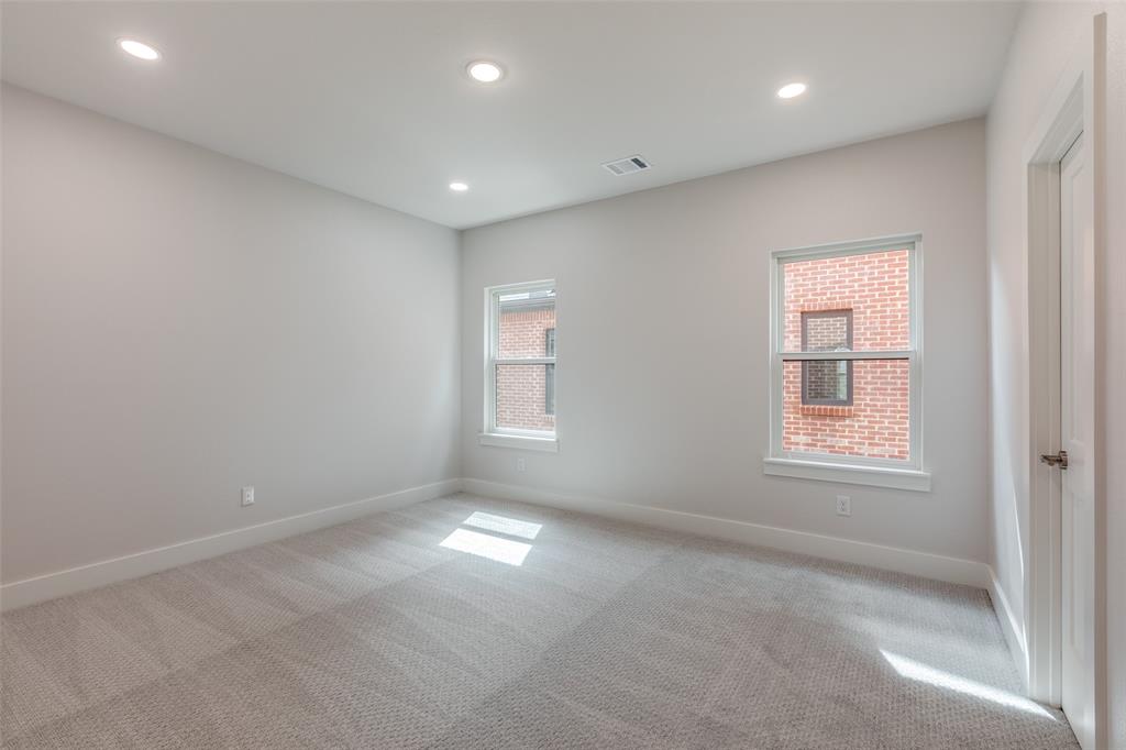 Kensington Gardens 2b - Residential