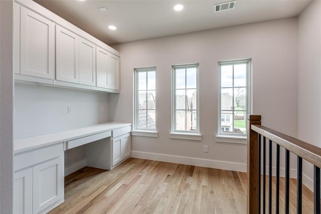 Kensington Gardens 2b - Residential