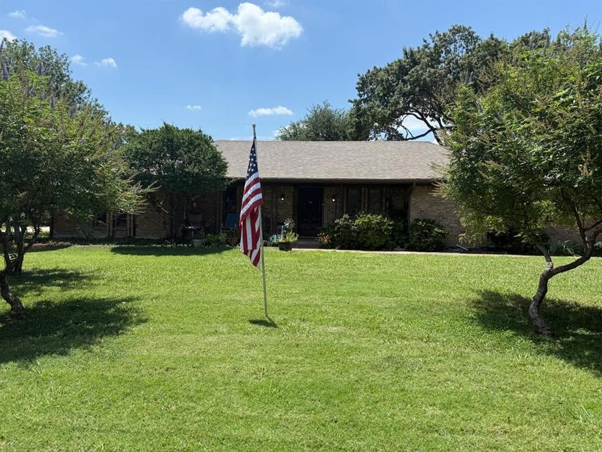 Rare Find on Nearly 1 Acre in Plano Schools – No HOA!  Assumable loan at 3.375% interest rate (Cross Country Mortgage) !!! 

Also, Upon an Executed Contract, Sellers Will be Offering a Two-One Interest Rate Buy Down to Buyer or Buyers.

Don't miss this well maintained home situated on a generous .92-acre lot! Light, bright, and move-in ready, this home features quartz countertops, decorative tile in the kitchen and bathrooms, and energy-efficient LED lighting.  Enjoy your own private outdoor oasis with a sparkling pool and spacious fenced patio area with sprinkler system. Perfectly located near parks, trails, top-rated schools, shopping, dining, and with easy access to George Bush Tollway and Highway 78 – this is the lifestyle you've been waiting for!!!

Transferable Lifetime Foundation Warranty Conveys with Sale of This Home... 

Sellers - Updates To The Property: (Paint, Added Cabinets - Kitchen and Garage, Pool - Emerald Blue, Landscape, etc...)