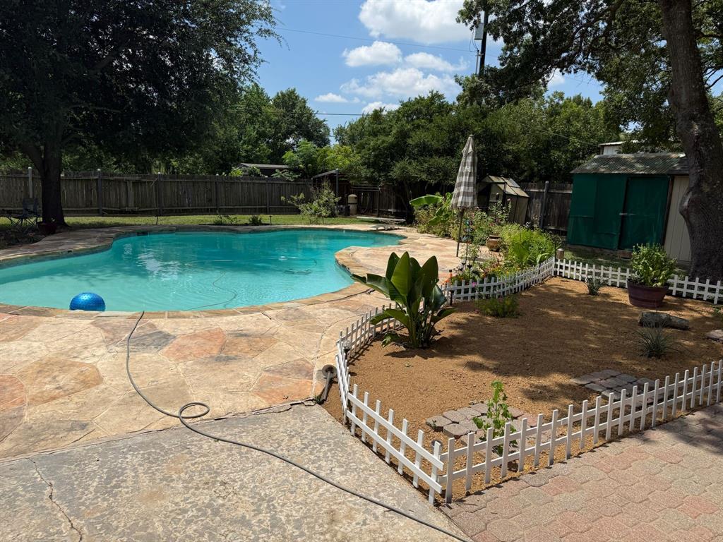 Willow Wood Ranch Estates Ph II - Residential