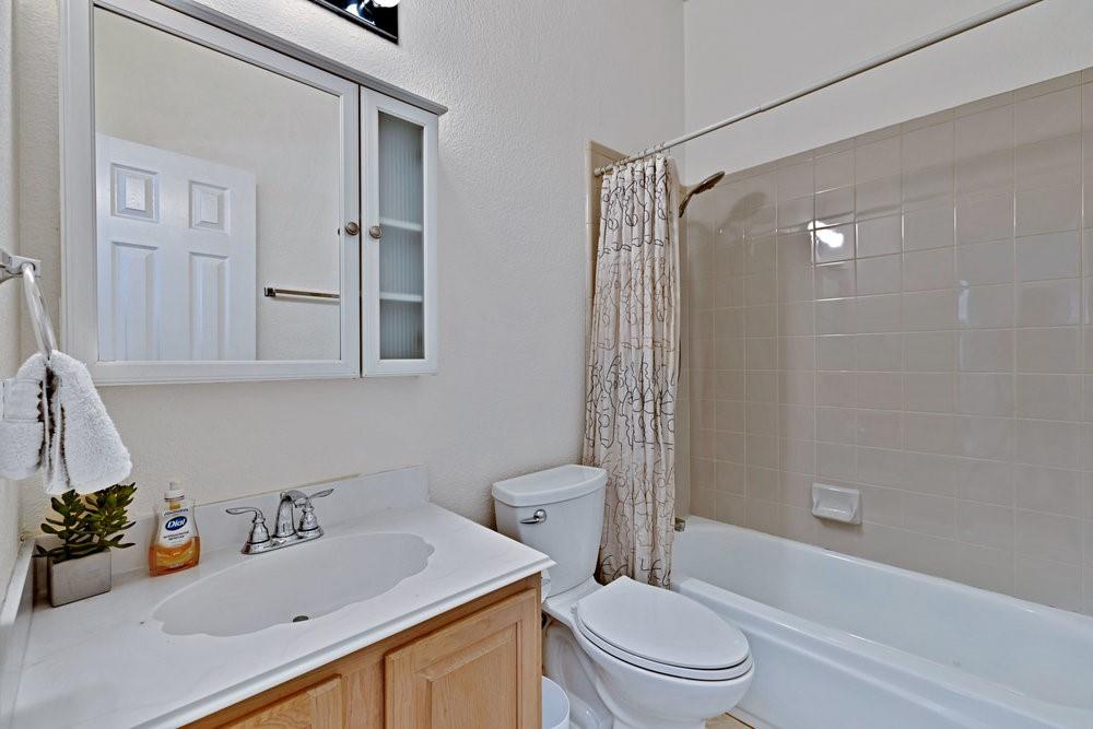 Enchanted Acres Estate - Residential Lease