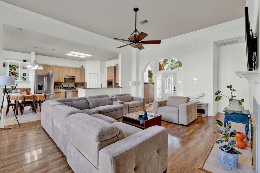 Enchanted Acres Estate - Residential Lease