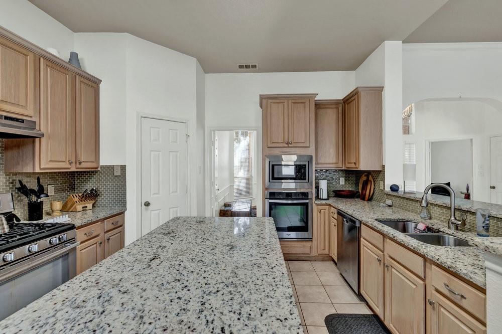 Enchanted Acres Estate - Residential Lease