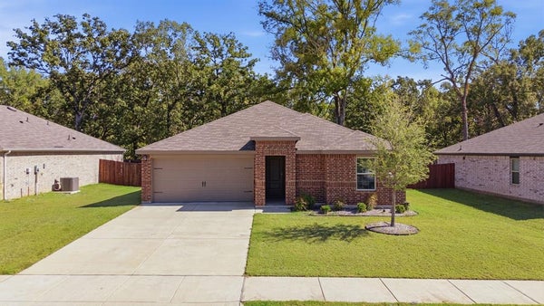 1006 N RIVER OAKS LN, CHANDLER, TX 75758 - Image 2e691e3fe57f9fd4e6005b787a1eec4e/2276332141