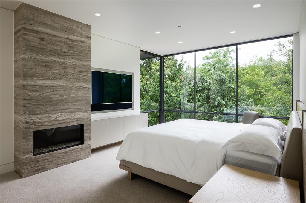 Second Sec Francis Daniel Park - Residential