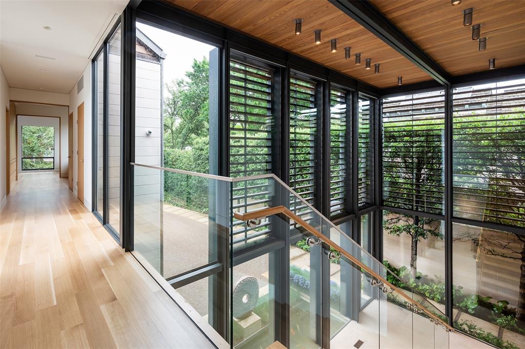 Second Sec Francis Daniel Park - Residential