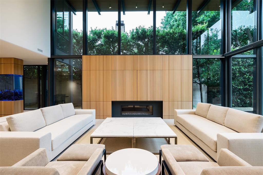 Second Sec Francis Daniel Park - Residential