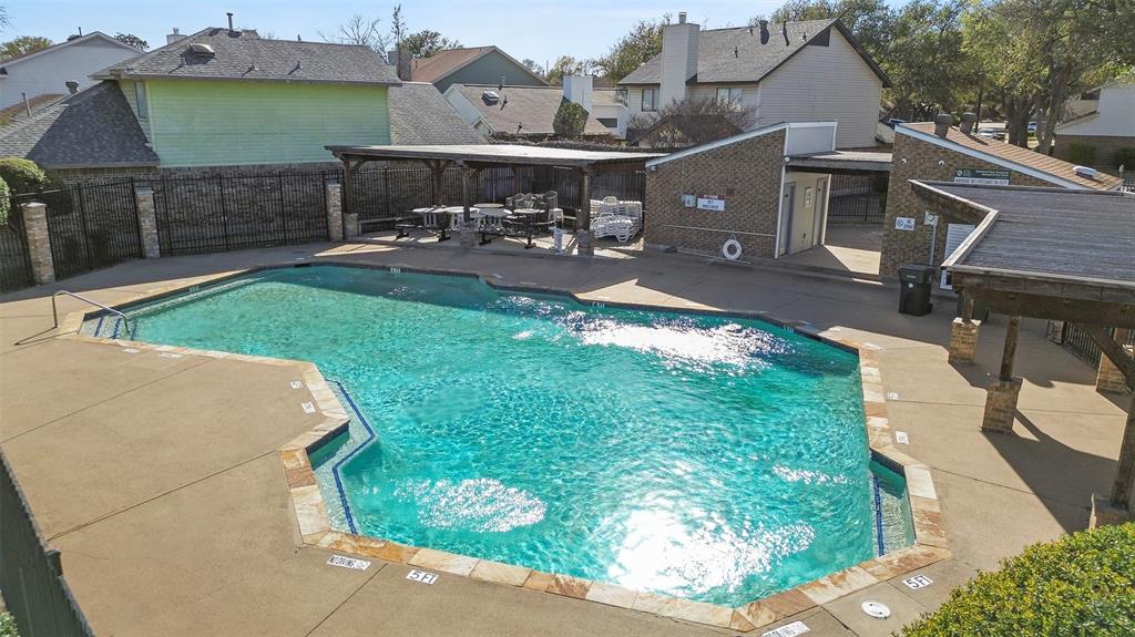 Garland, Texas 75044, United States, 2 Bedrooms Bedrooms, ,2 BathroomsBathrooms,Residential,Pending,90832