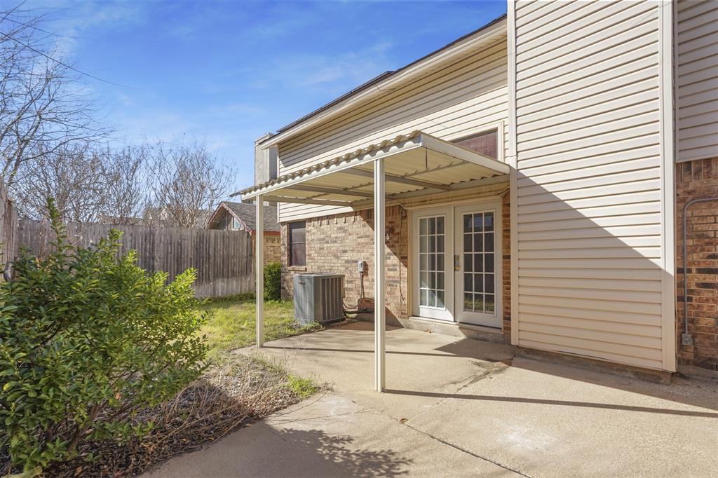 Garland, Texas 75044, United States, 2 Bedrooms Bedrooms, ,2 BathroomsBathrooms,Residential,Pending,90832