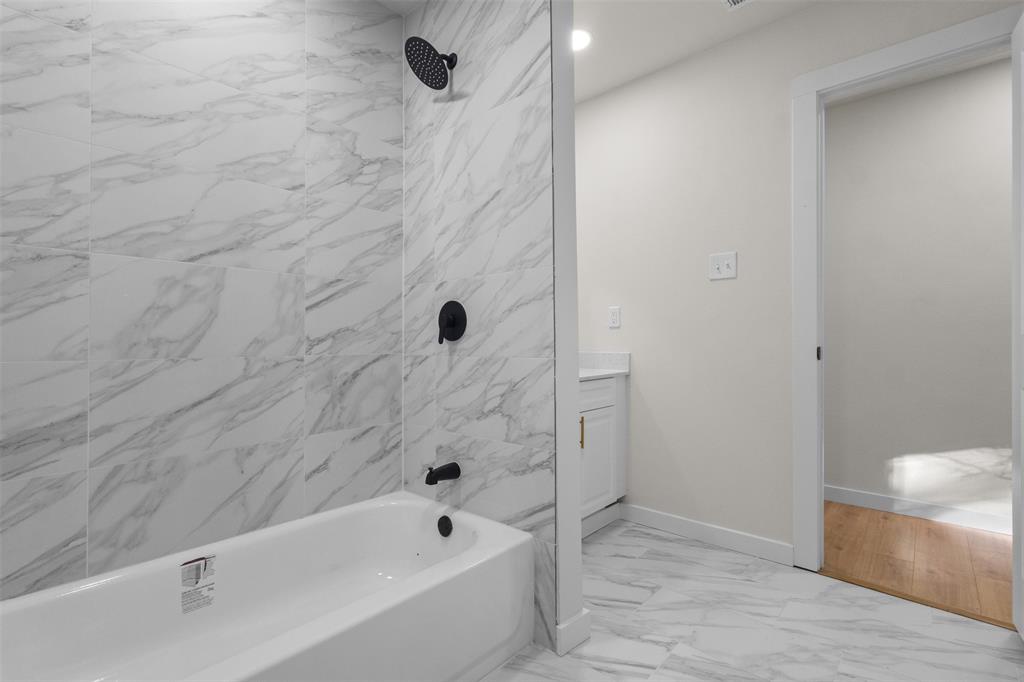 Mc Donnell Add - Residential