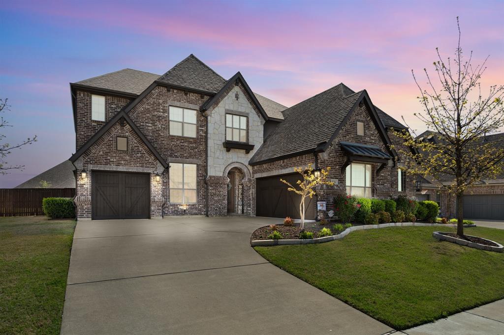 816 Lazy Brooke Drive