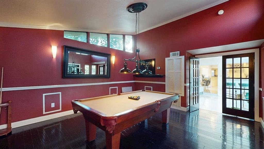 Looper Frank Add - Residential