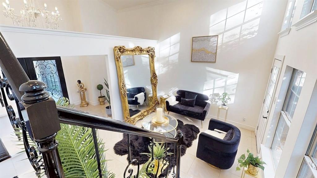 Looper Frank Add - Residential