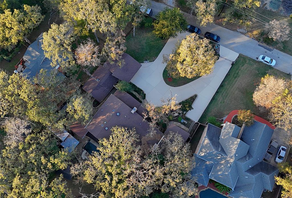 2821 Dove Pond Drive