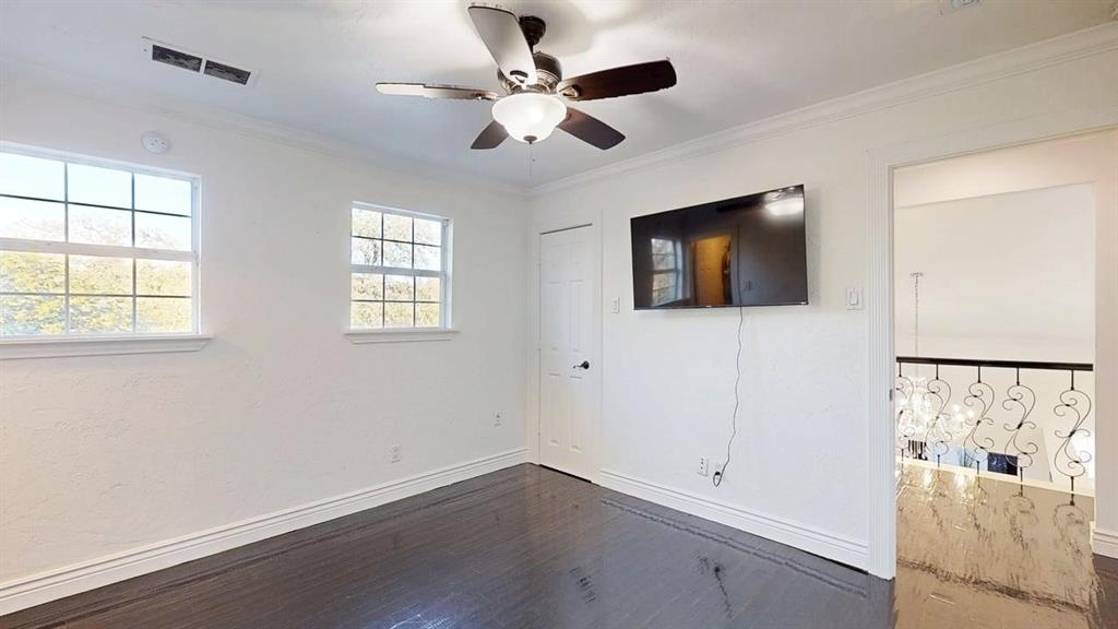 Looper Frank Add - Residential