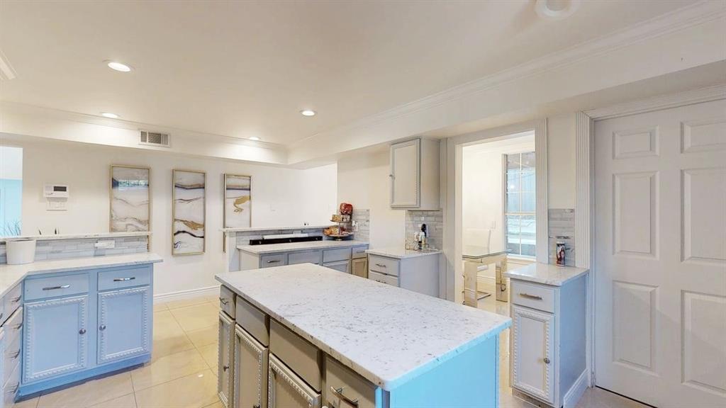 Looper Frank Add - Residential