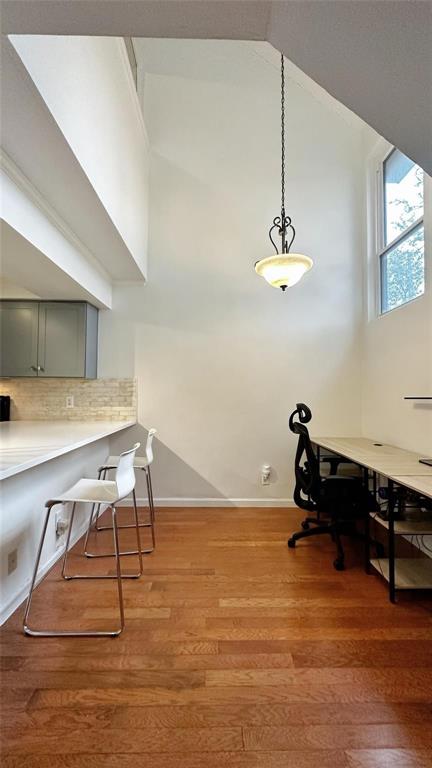 La Buea Vida - Residential Lease