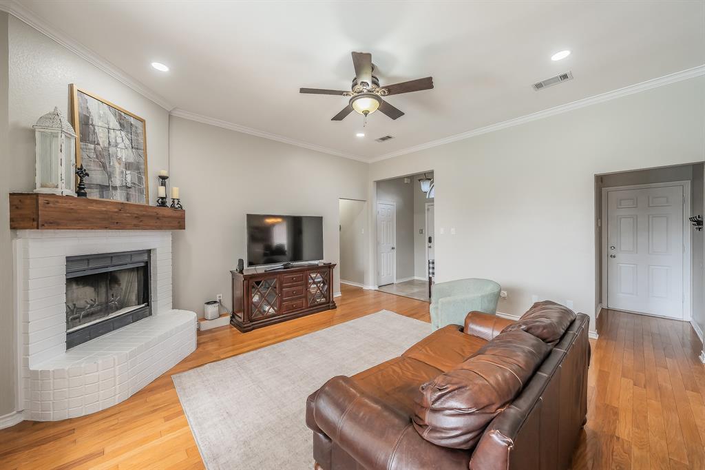 2720 Cedar Springs Court