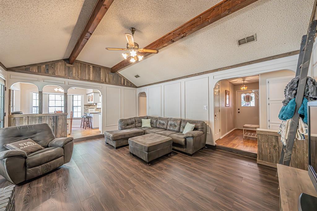 8221 County Road 518