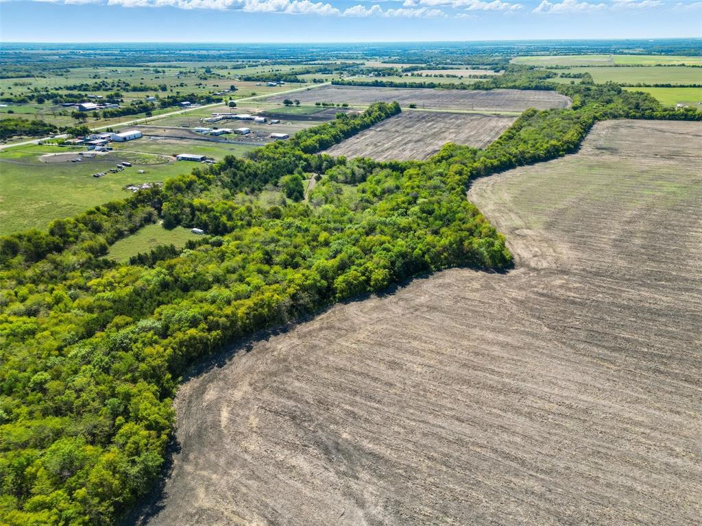 DALE CATHERINE - Land