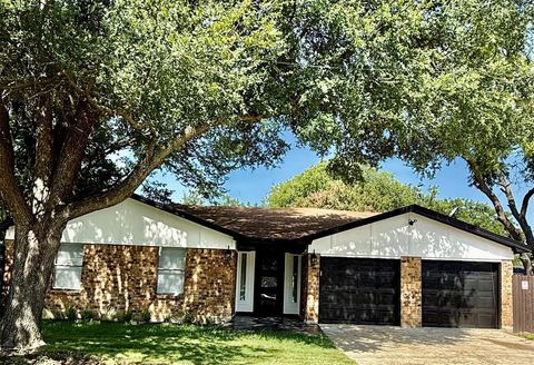 2209 Hardy Road Grand Prairie TX 75051