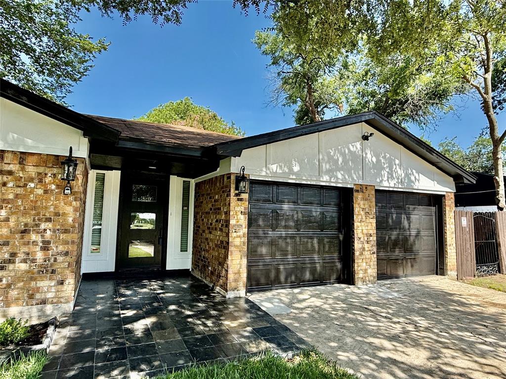 2209 Hardy Road