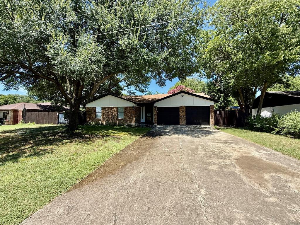 2209 Hardy Road
