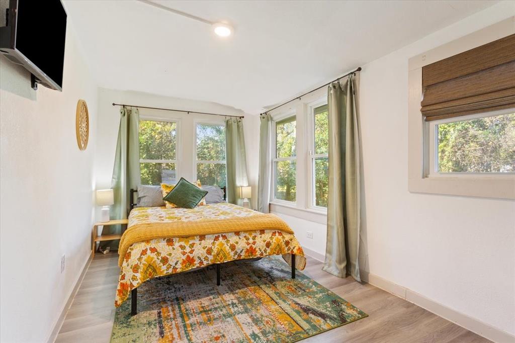 UNIVERSITY HIEGHTS - Residential