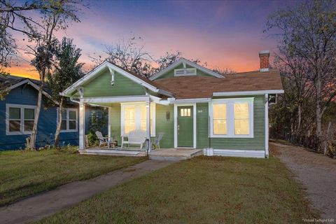 2015 Windsor Avenue Waco TX 76708