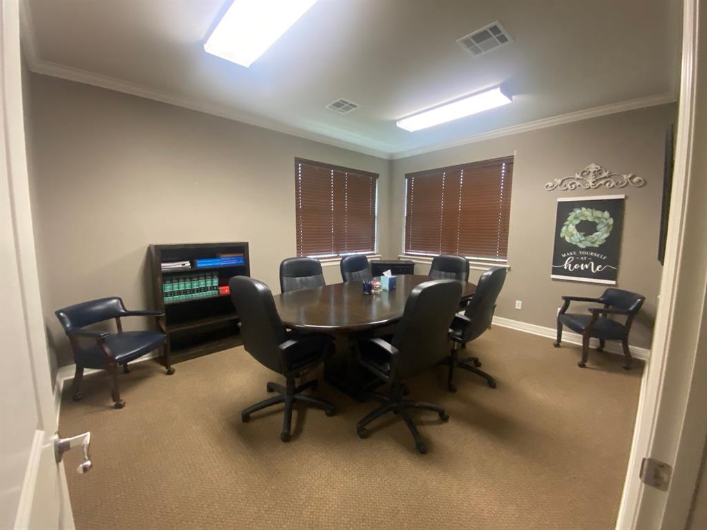 Chinaberry Square #3a - Commercial Lease