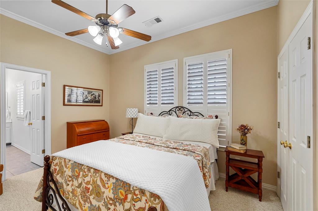 Greenville, Texas 75402, United States, 4 Bedrooms Bedrooms, ,4 BathroomsBathrooms,Residential,Pending,8608