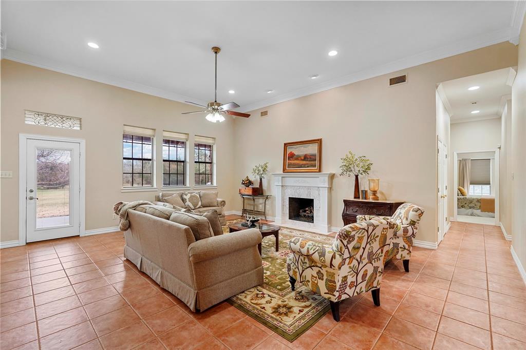 Greenville, Texas 75402, United States, 4 Bedrooms Bedrooms, ,4 BathroomsBathrooms,Residential,Pending,8608