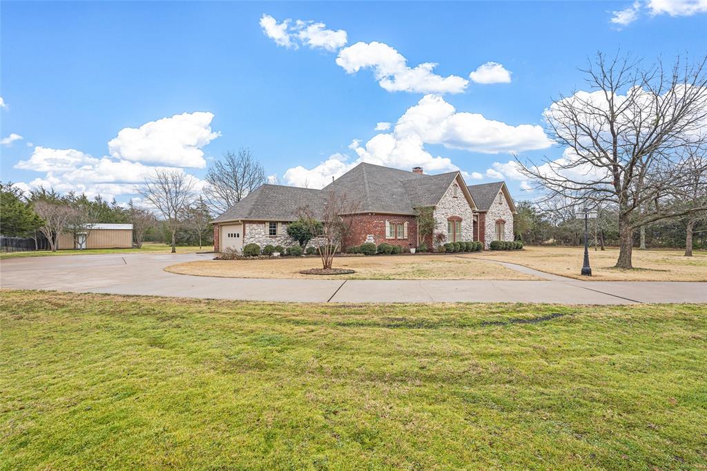 Greenville, Texas 75402, United States, 4 Bedrooms Bedrooms, ,4 BathroomsBathrooms,Residential,Pending,8608
