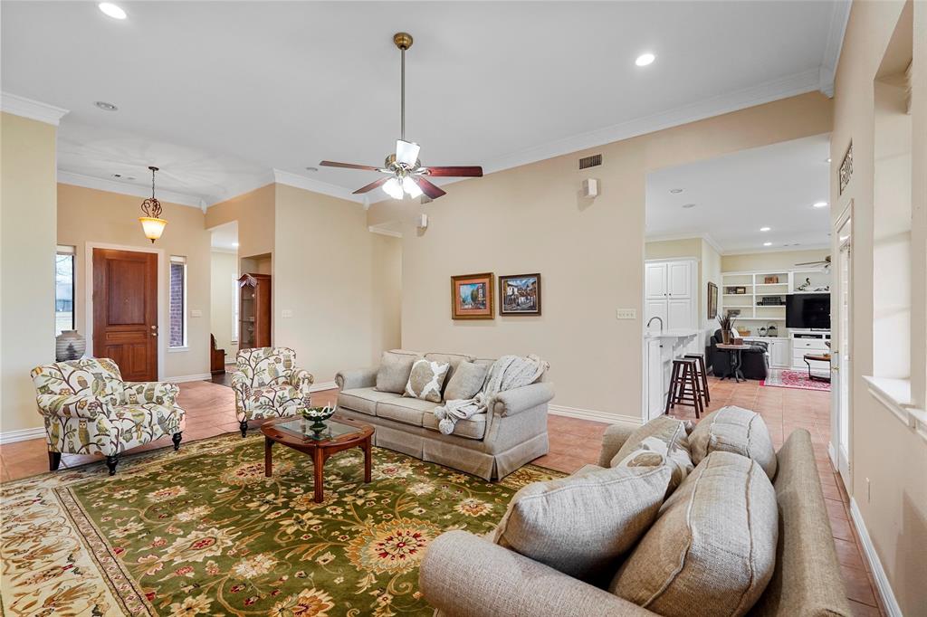 Greenville, Texas 75402, United States, 4 Bedrooms Bedrooms, ,4 BathroomsBathrooms,Residential,Pending,8608