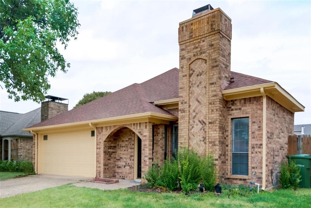Photo 1 of 21 — 2929 Big Oaks Drive, Garland, TX 75044