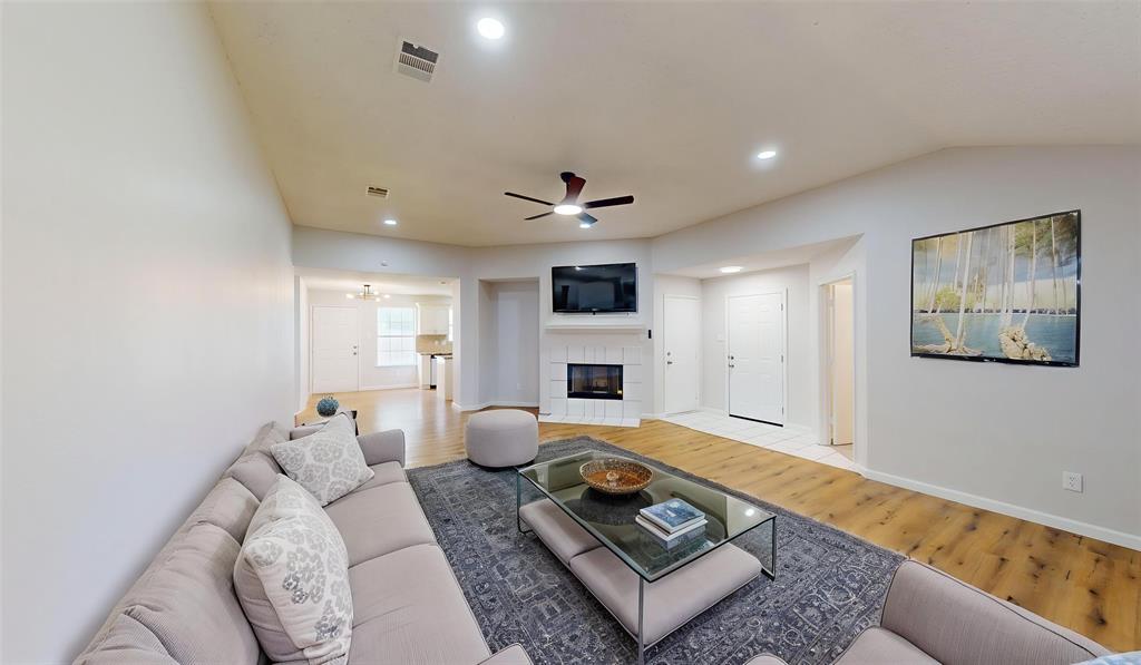 1532 Marion Drive