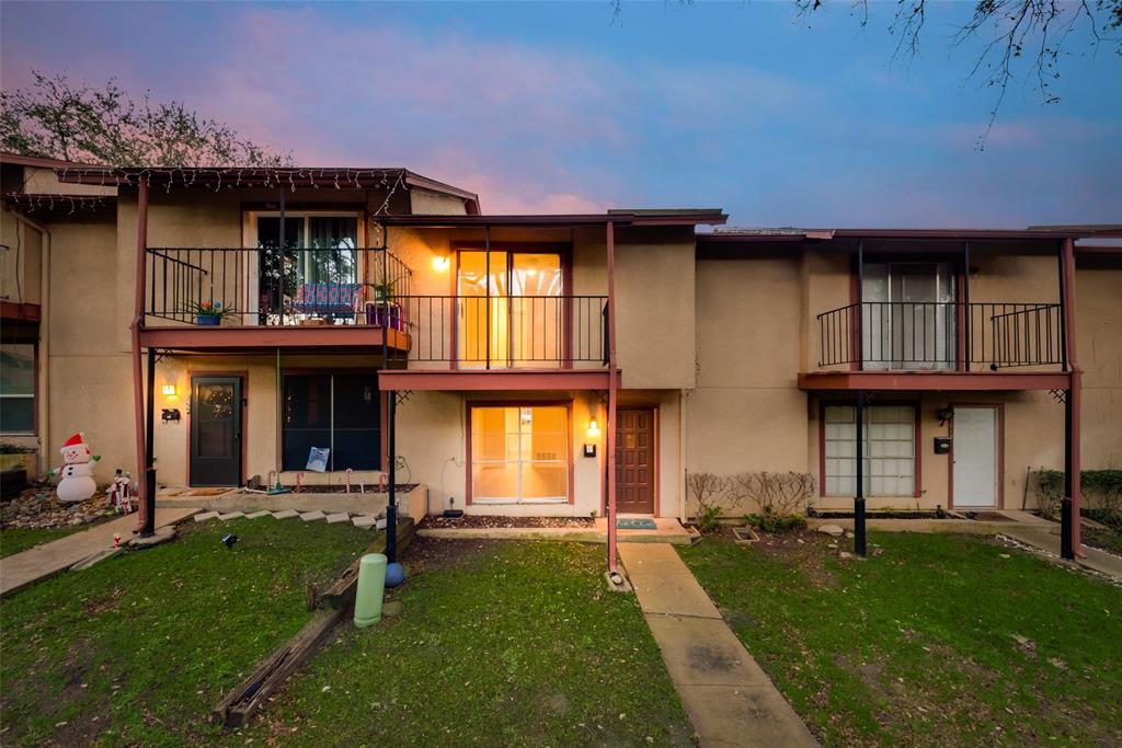 5620 Marina Drive