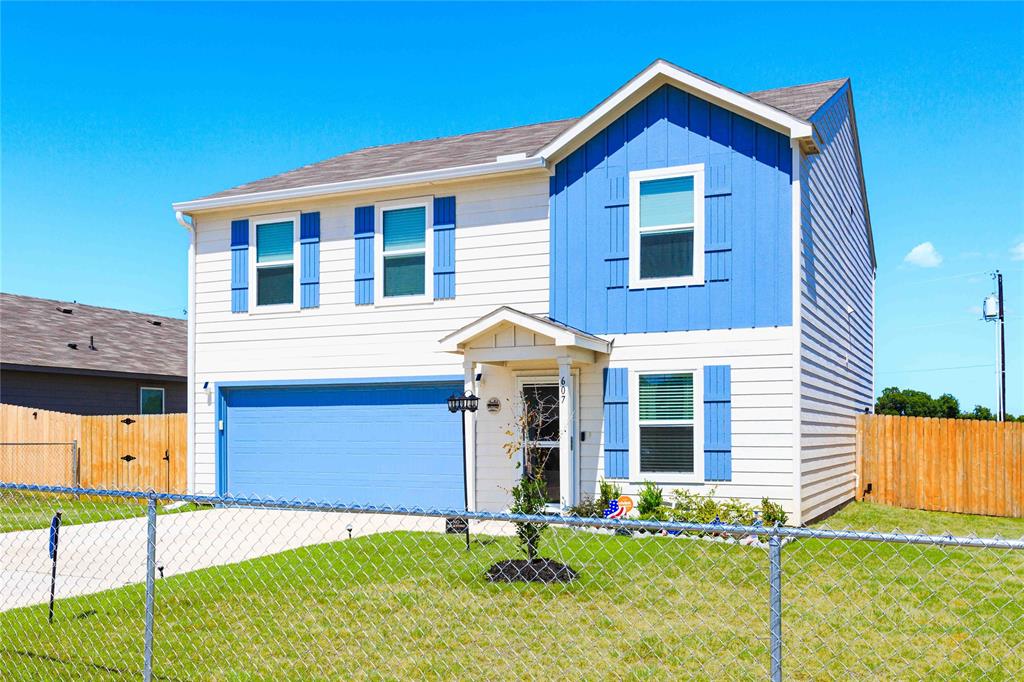 607 Clear Creek Court