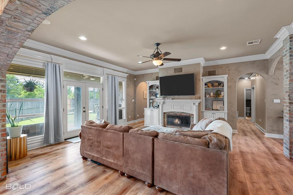 Shreveport, Louisiana 71106, United States, 4 Bedrooms Bedrooms, ,3 BathroomsBathrooms,Residential,Active,114287