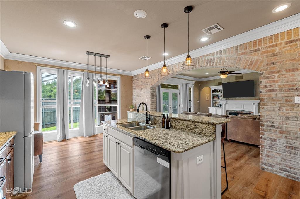 Shreveport, Louisiana 71106, United States, 4 Bedrooms Bedrooms, ,3 BathroomsBathrooms,Residential,Active,114287