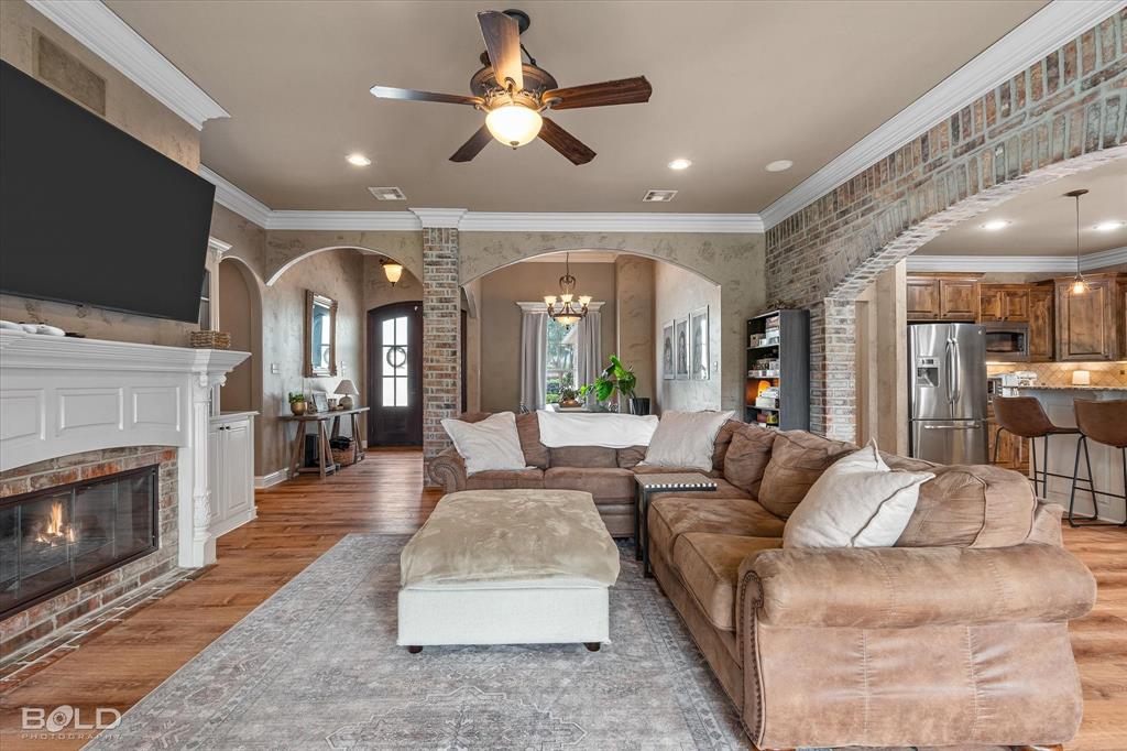 Shreveport, Louisiana 71106, United States, 4 Bedrooms Bedrooms, ,3 BathroomsBathrooms,Residential,Active,114287