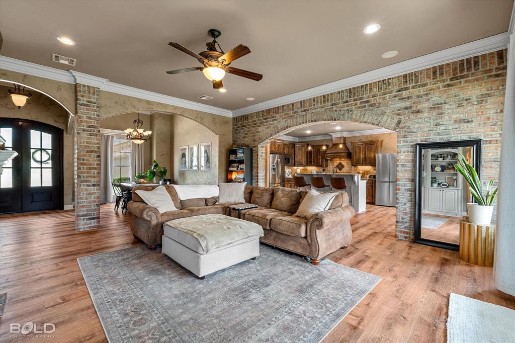 Shreveport, Louisiana 71106, United States, 4 Bedrooms Bedrooms, ,3 BathroomsBathrooms,Residential,Active,114287