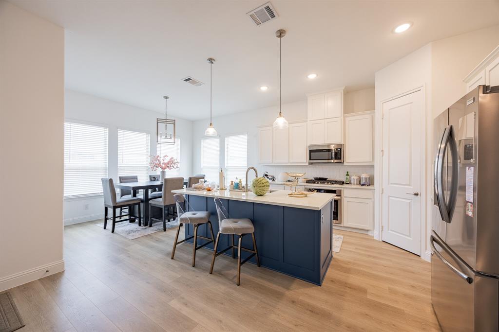 Sheppards Place Ph 2 - Residential