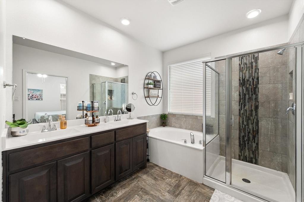 Trails Elizabeth Crk - Residential