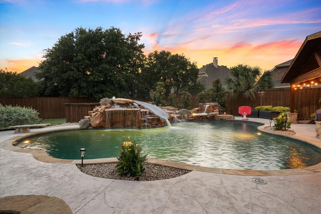 4317 Fairway Drive